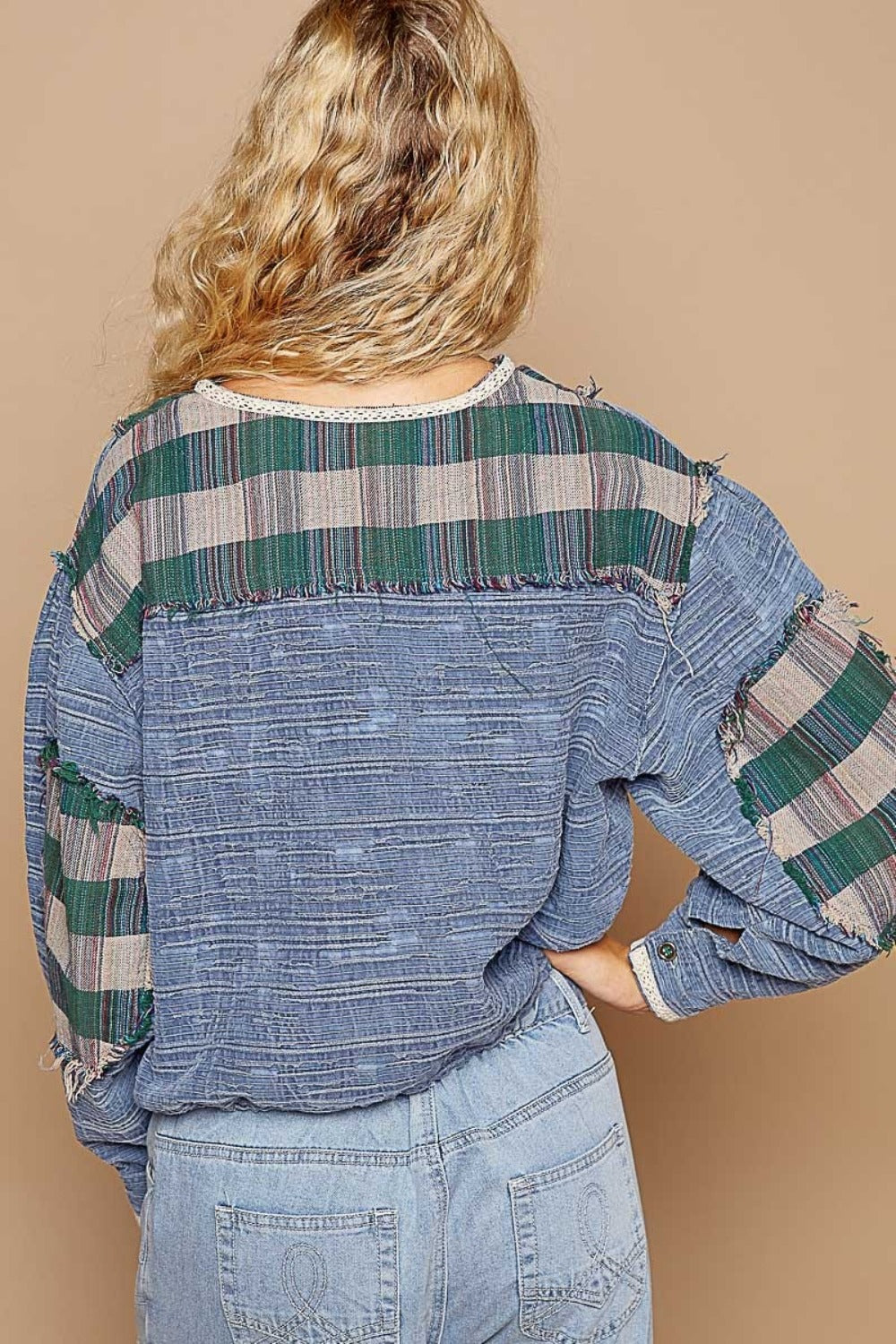 Plaid Contrast Balloon Sleeve Top